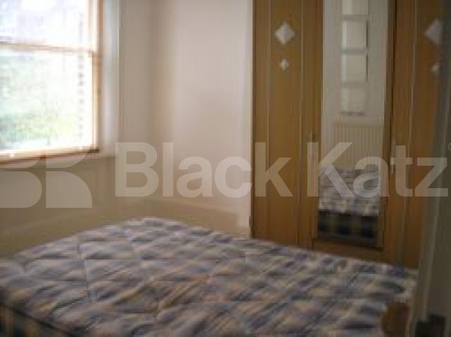 			2 Bedroom, 1 bath, 1 reception Flat			 Hazellville Road, ARCHWAY N19